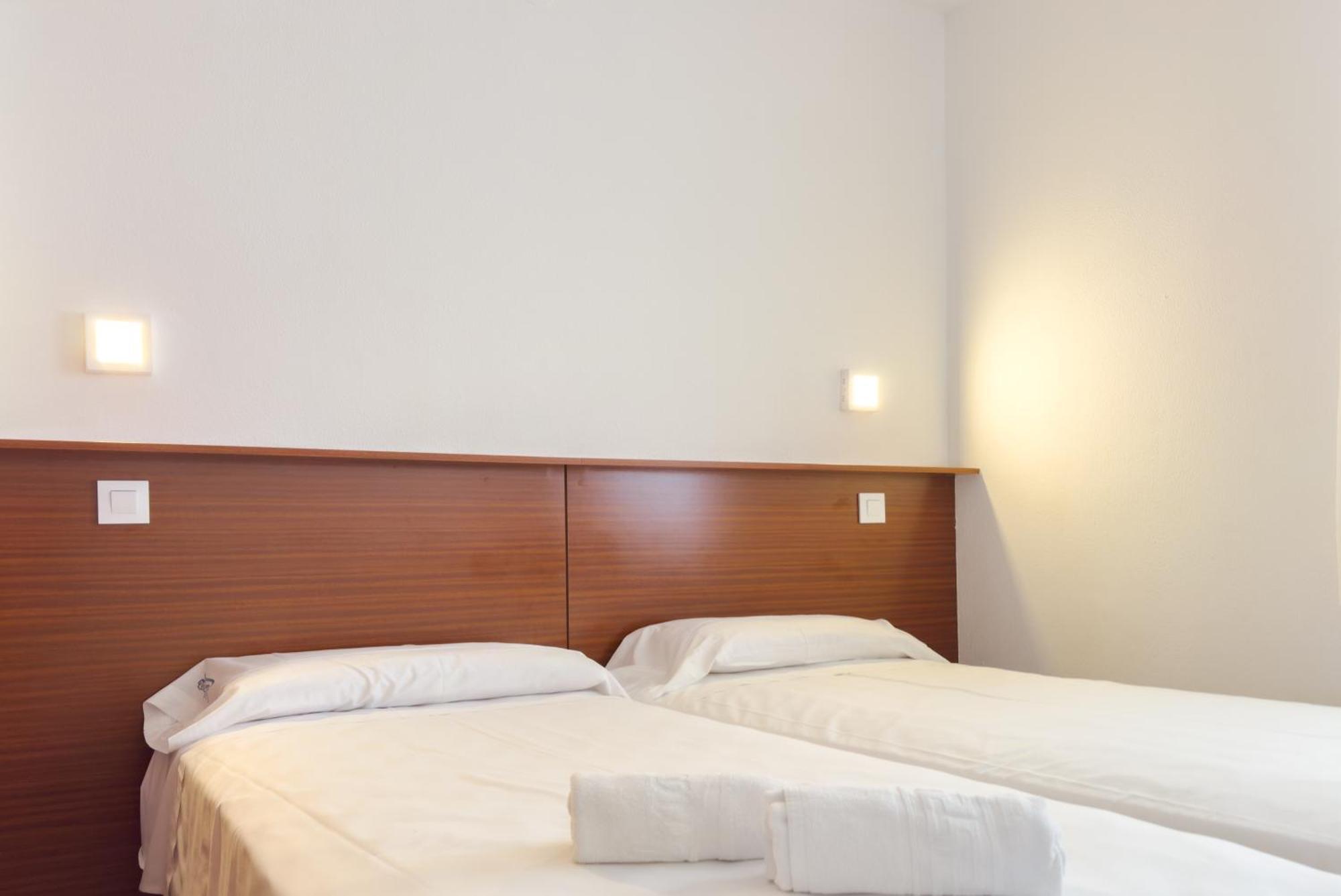 Rentalmar Atlantida Apartamentos ซาลอว์ ภายนอก รูปภาพ